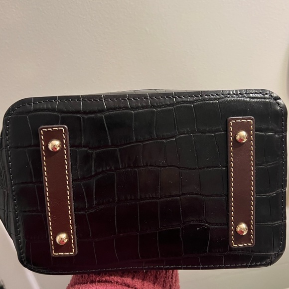 Dooney & Bourke NWT Paige snakeskin bag - NEVER USED. Perfect Condition - Picture 8 of 9